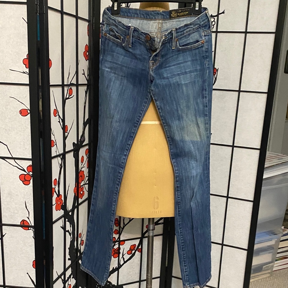 Chip & Pepper Classic Blue Straight Leg Jeans